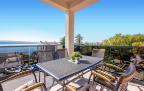 Gorgeous Apartment In Dramalj With Wi-Fi